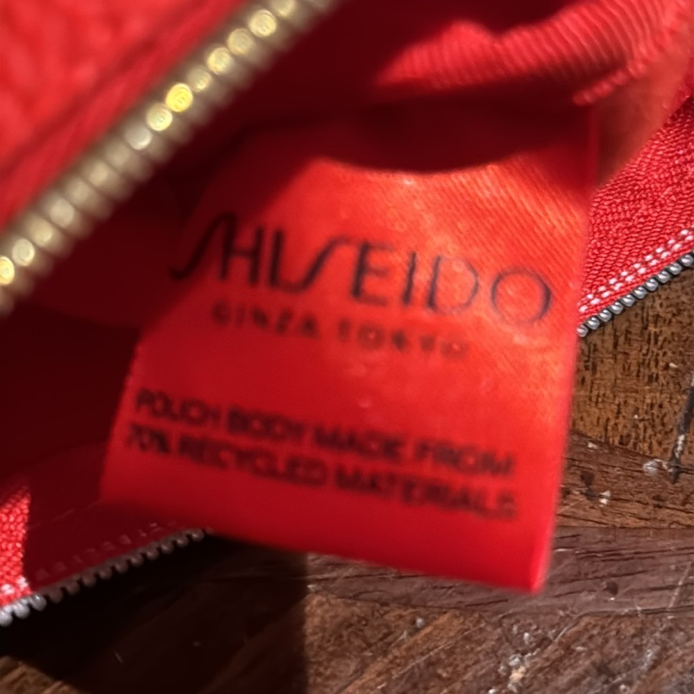 Shiseido Red & Gold Makeup Toiletry Bag NEW clutch wristlet - Picture 7 of 8
